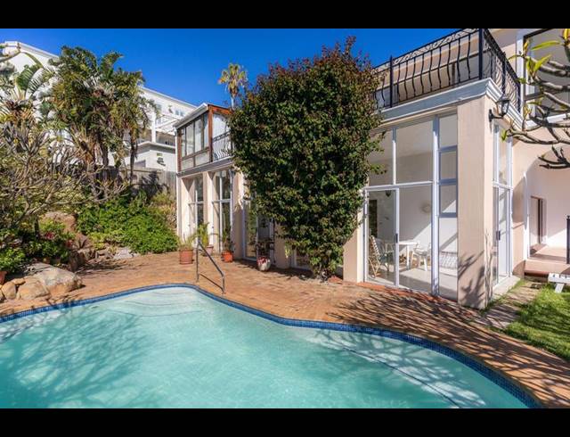 9 BEDROOM HOUSE FOR SALE IN LLANDUDNO